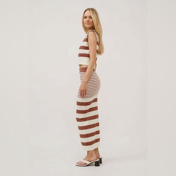 085. KNITTED STRIPE SET- CROP TOP AND MIDI SKIRT - Picture 3 of 6